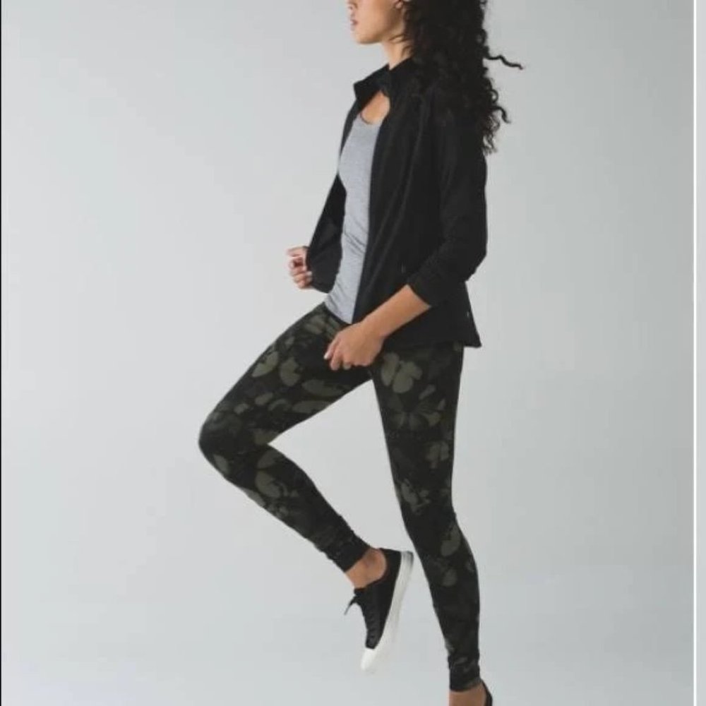 Lululemon Biggie So Fly Butterfly Camo Wunder Under High Rise Leggings